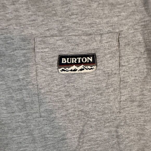 Burton Women's Classic Short Sleeve Pocket T-Shirt Size Medium - Picture 2 of 4
